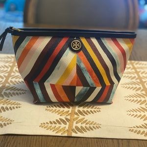 tory burch kerrington diamond cosmetic travel case